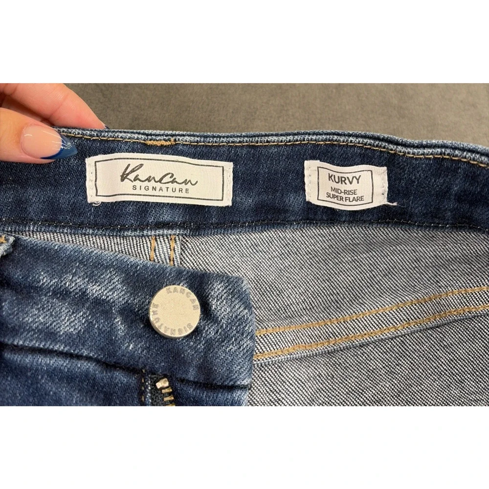 Kancan Kurvy Mid Rise Super Flare Frayed Hems Jeans Size 26×30 Bnfts Charity